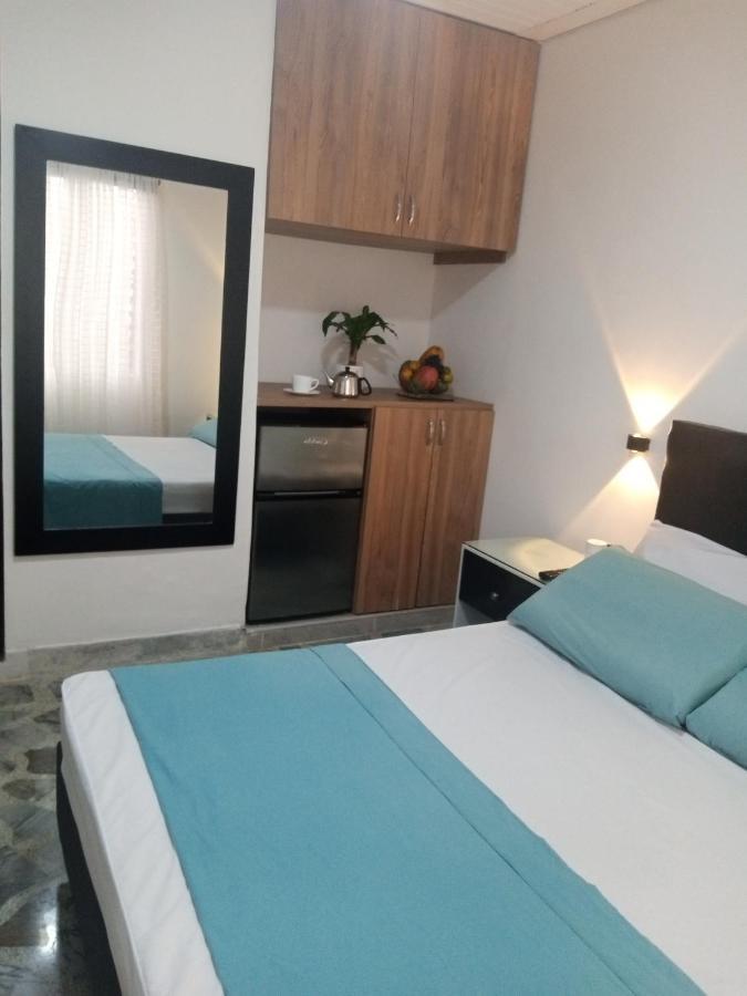 Vip Apartasuites Rosales เมเดยิน ภายนอก รูปภาพ