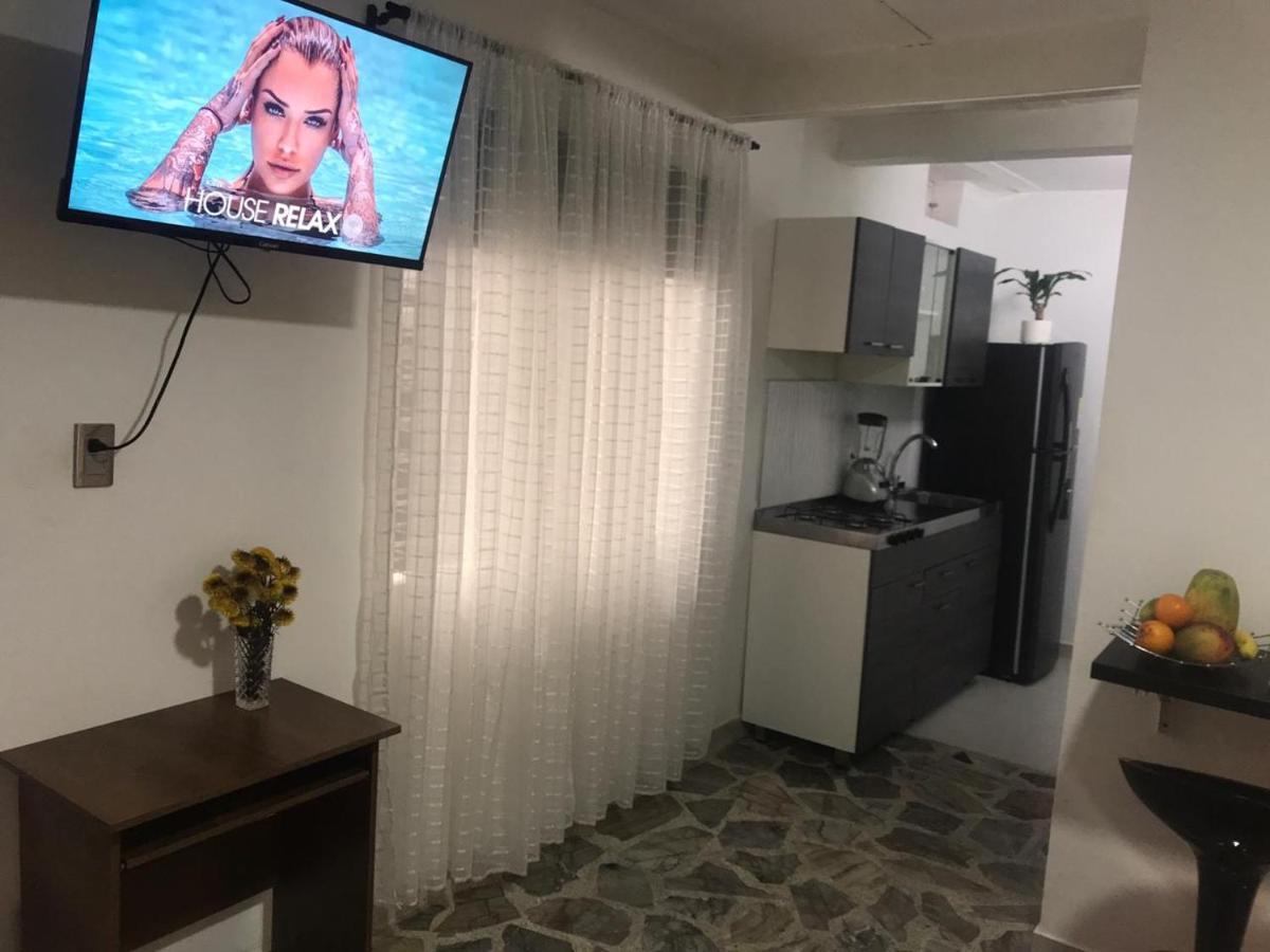 Vip Apartasuites Rosales เมเดยิน ภายนอก รูปภาพ