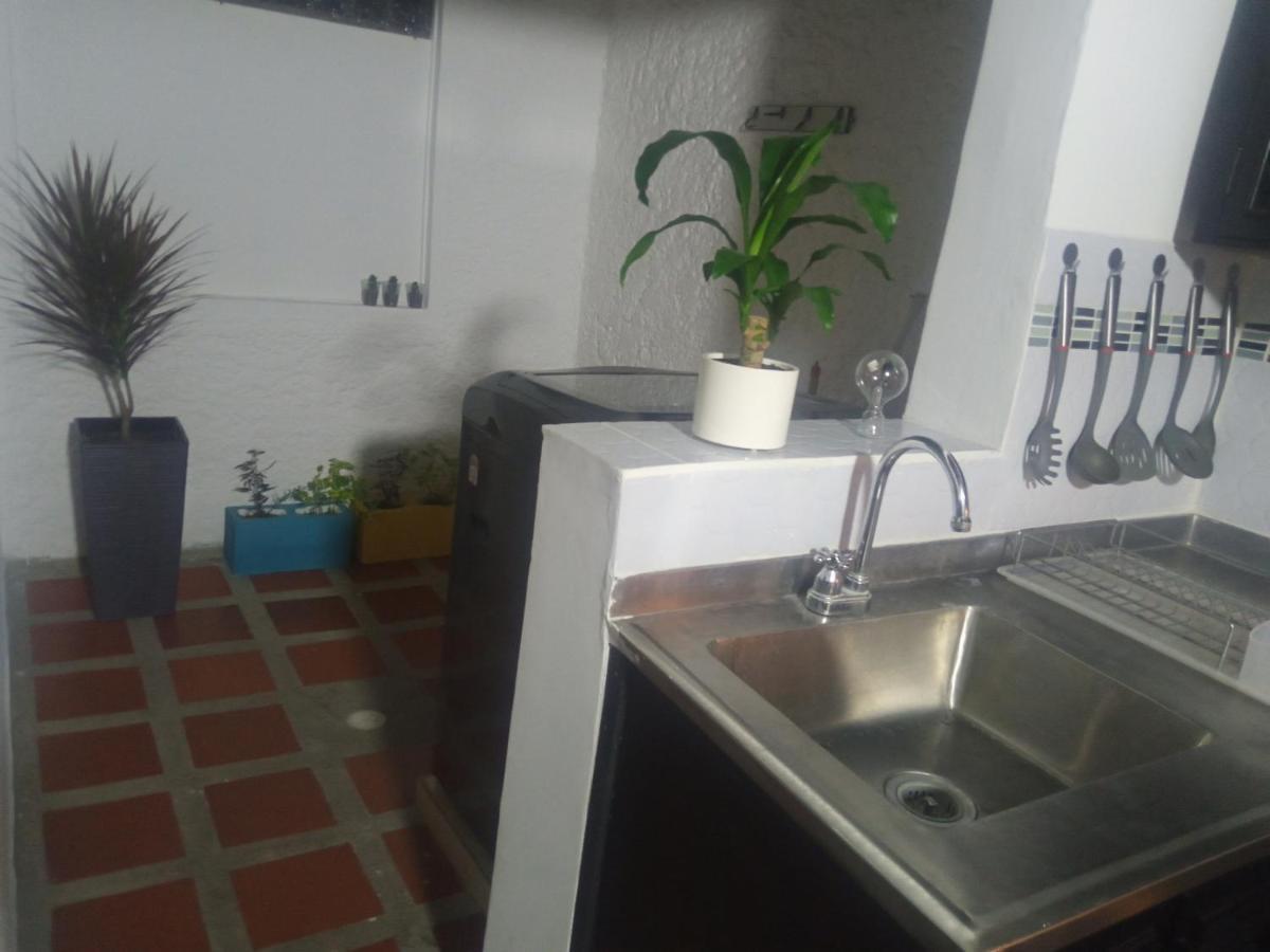 Vip Apartasuites Rosales เมเดยิน ภายนอก รูปภาพ