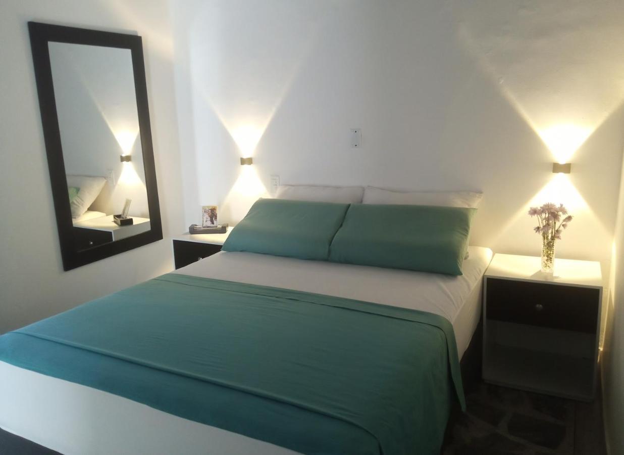 Vip Apartasuites Rosales เมเดยิน ภายนอก รูปภาพ