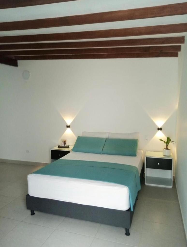 Vip Apartasuites Rosales เมเดยิน ภายนอก รูปภาพ
